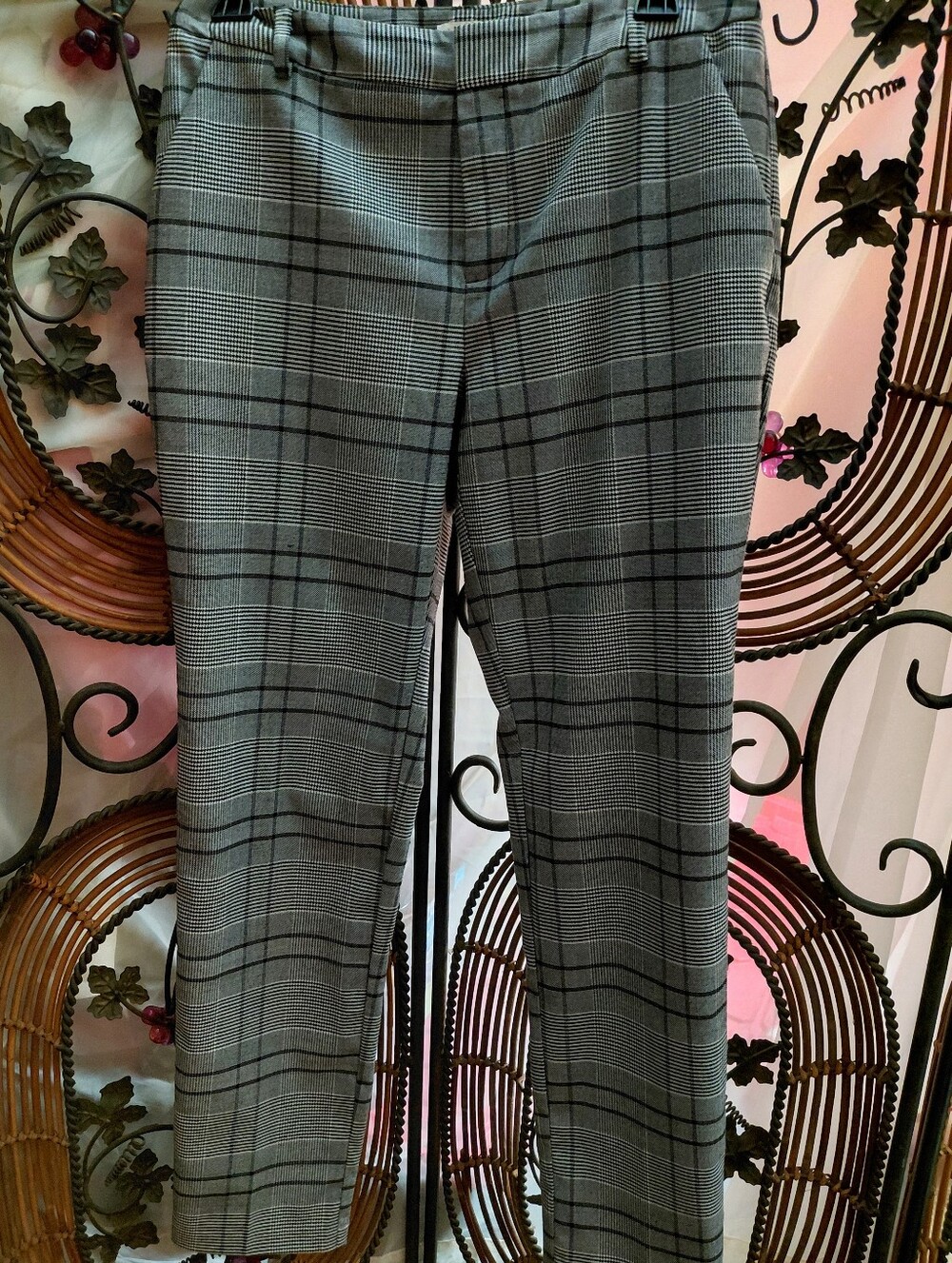 Laundry By Shelli Segal Gray Plaid Straight Leg Pants